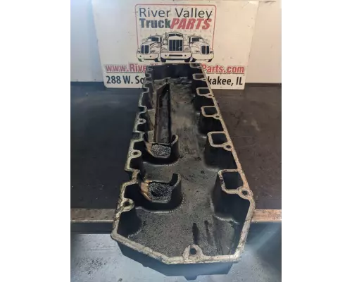 International DT466 Valve Cover