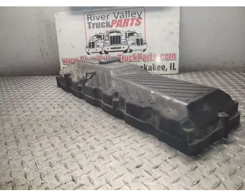 International DT466 Valve Cover