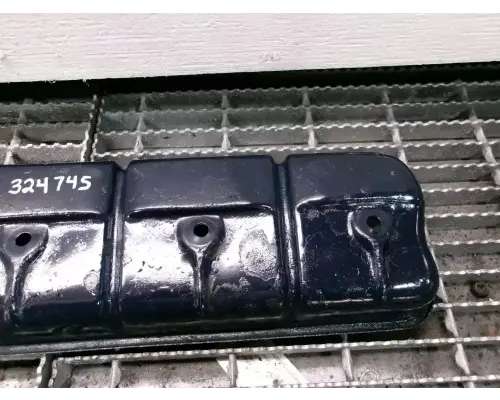 International DT466 Valve Cover