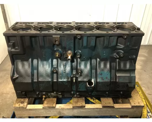 International DT570 Engine Block