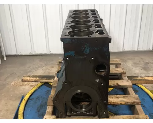 International DT570 Engine Block