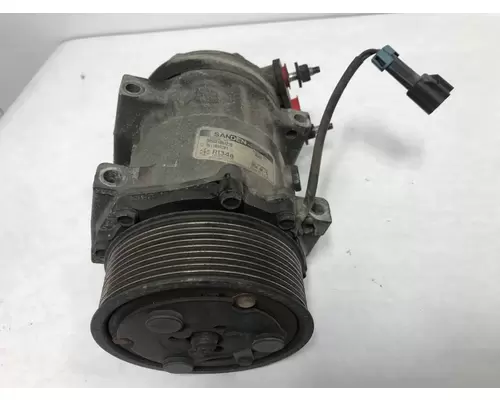 International DURASTAR (4300) Air Conditioner Compressor