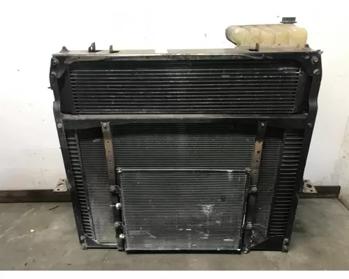 International DURASTAR (4300) Cooling Assembly. (Rad., Cond., ATAAC)