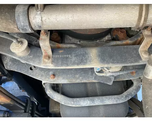 International DURASTAR (4300) Crossmember