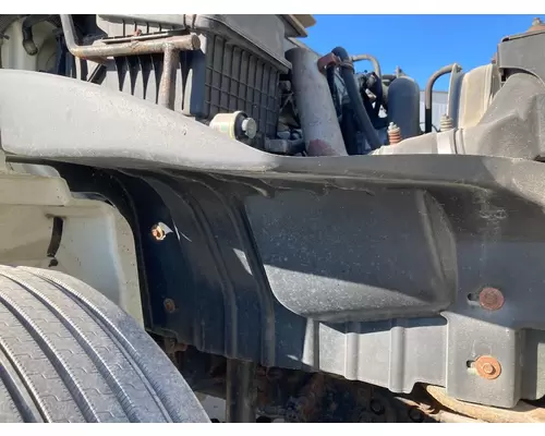 International DURASTAR (4300) Fender, Inner