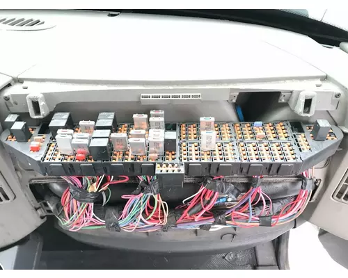 International DURASTAR (4300) Fuse Box