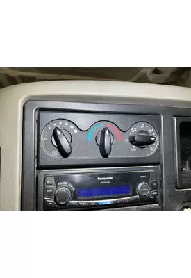 International DURASTAR (4300) Heater & AC Temperature Control