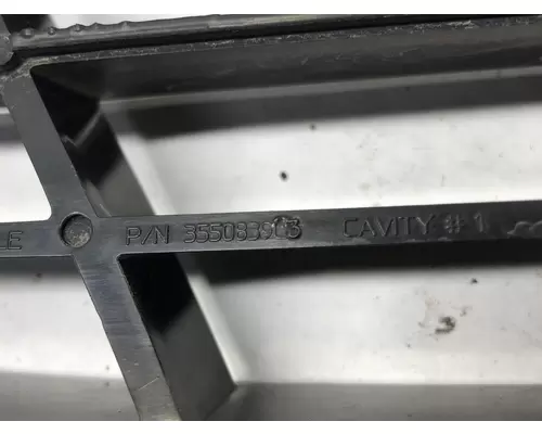 International DURASTAR (4300) Hood Side Vent