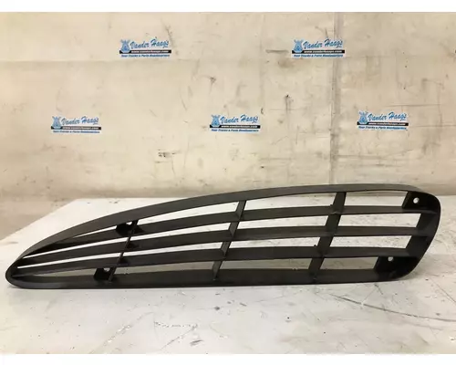 International DURASTAR (4300) Hood Side Vent