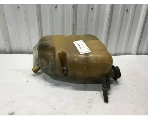 International DURASTAR (4300) Radiator Overflow Bottle  Surge Tank