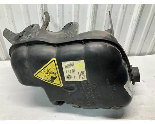 International DURASTAR (4300) Radiator Overflow Bottle  Surge Tank