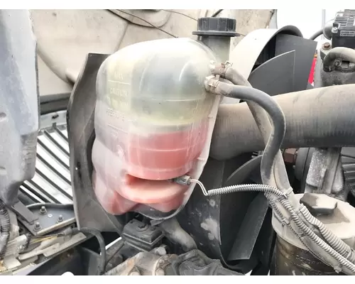 International DURASTAR (4300) Radiator Overflow Bottle  Surge Tank