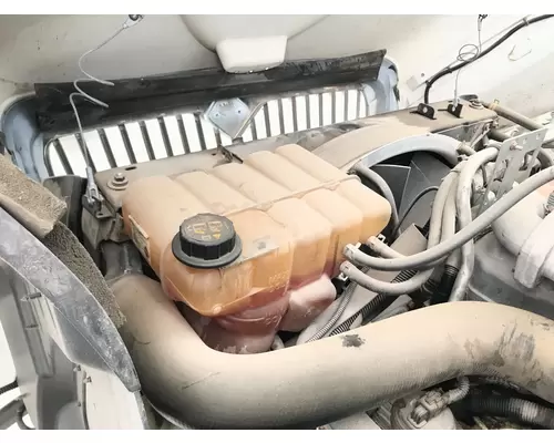 International DURASTAR (4300) Radiator Overflow Bottle  Surge Tank