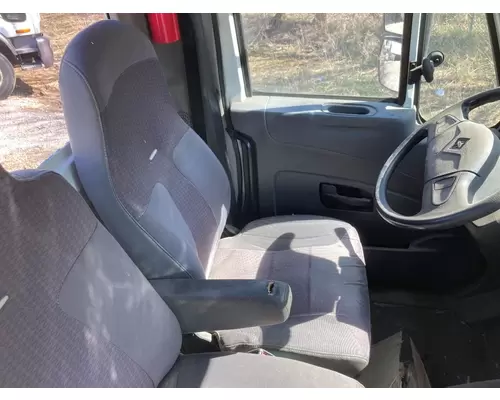 International DURASTAR (4300) Seat (Air Ride Seat)