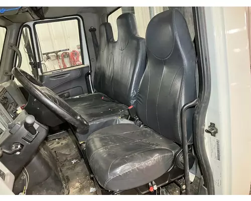 International DURASTAR (4300) Seat (Air Ride Seat)