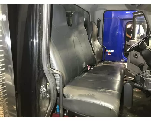 International DURASTAR (4300) Seat (non-Suspension)