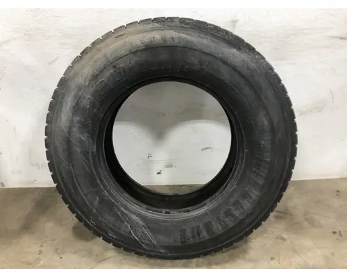 International DURASTAR (4300) Tires