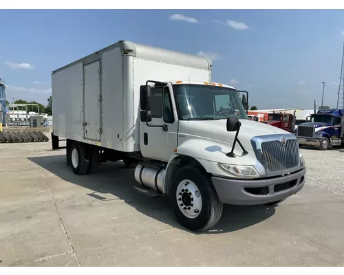 International DURASTAR (4300) Truck