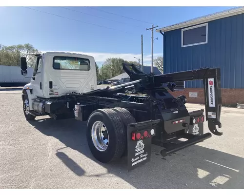 International DURASTAR (4300) Truck