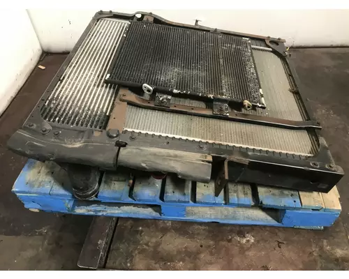 International DURASTAR (4400) Cooling Assy. (Rad., Cond., ATAAC)