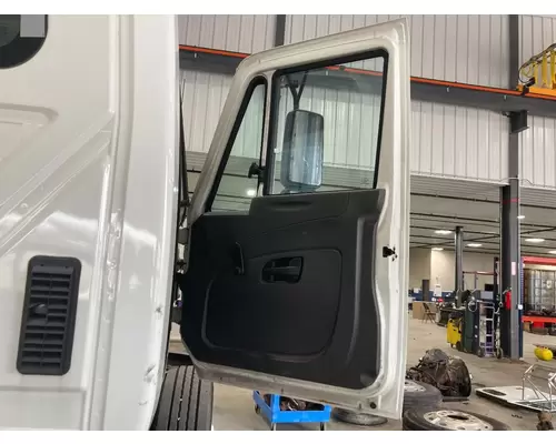 International DURASTAR (4400) Door Assembly, Front