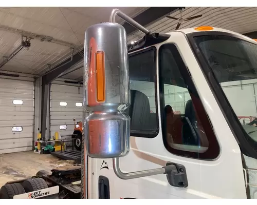 International DURASTAR (4400) Door Mirror