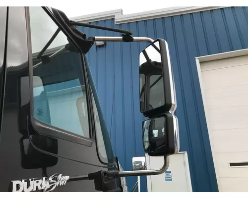 International DURASTAR (4400) Door Mirror