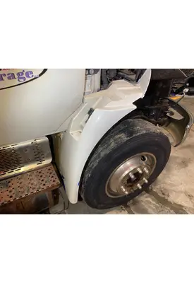 International DURASTAR (4400) Fender