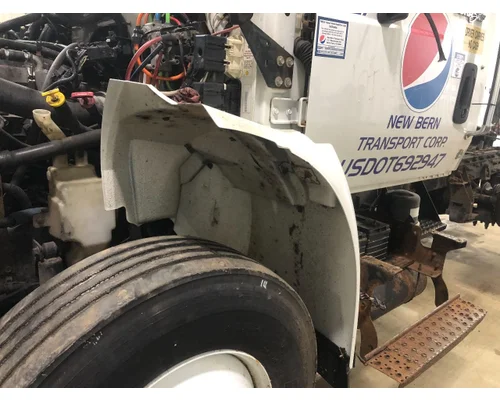 International DURASTAR (4400) Fender