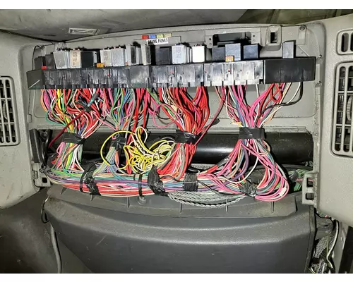 International DURASTAR (4400) Fuse Box