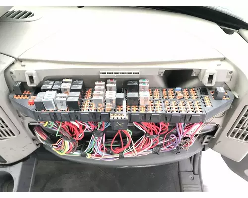 International DURASTAR (4400) Fuse Box