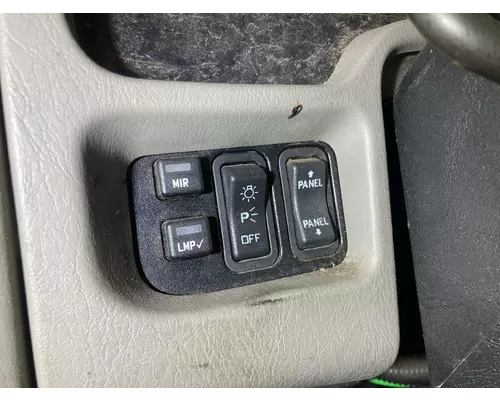 International DURASTAR (4400) Instrument Cluster