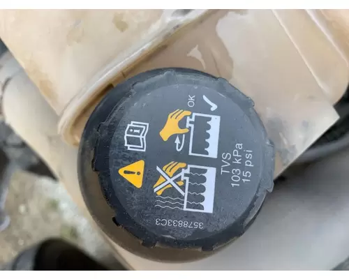 International DURASTAR (4400) Radiator Overflow Bottle  Surge Tank