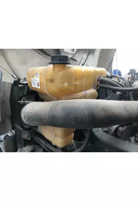 International DURASTAR (4400) Radiator Overflow Bottle / Surge Tank