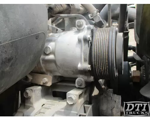 Air Conditioner Compressor INTERNATIONAL DT 466E DTI Trucks