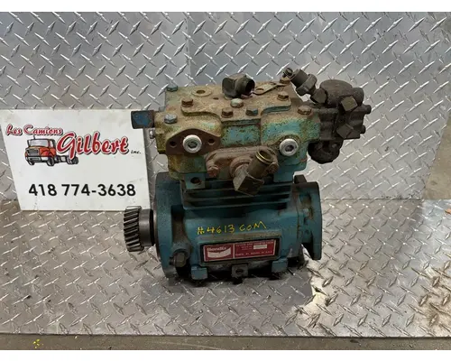 Air Compressor INTERNATIONAL DT466 Les Camions Gilbert