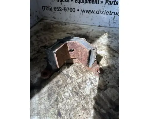 Engine Mounts International DT466 Dixie Truck Centre