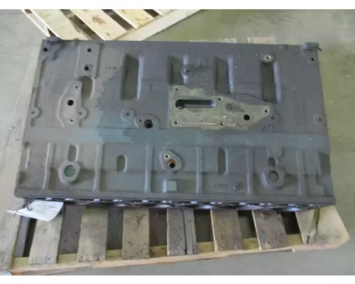 Cylinder Block INTERNATIONAL DT466E   LKQ Geiger Truck Parts