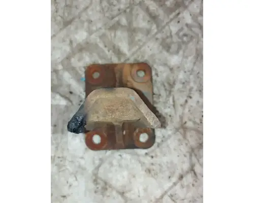 Engine Mounts International DT466E Dixie Truck Centre