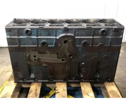 Cylinder Block International DT570 Vander Haags Inc Kc