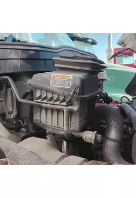 International DuraStar 4300 Air Cleaner