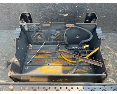 International DuraStar 4300 Battery Box