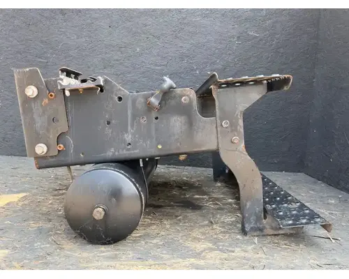 International DuraStar 4300 Battery Box