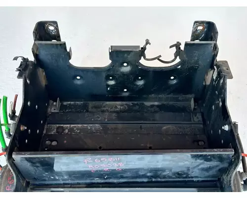 International DuraStar 4300 Battery Box