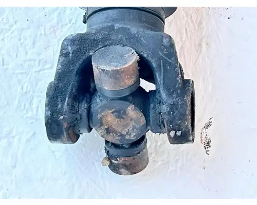 International DuraStar 4300 Drive Shaft, Front