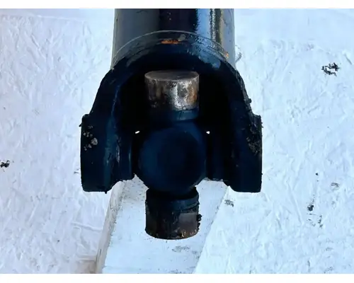 International DuraStar 4300 Drive Shaft, Front