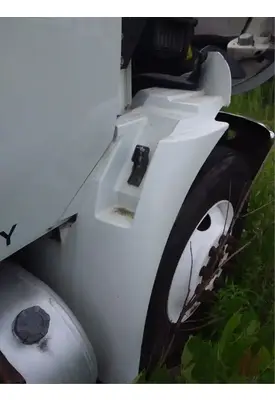 International DuraStar 4300 Fender Extension