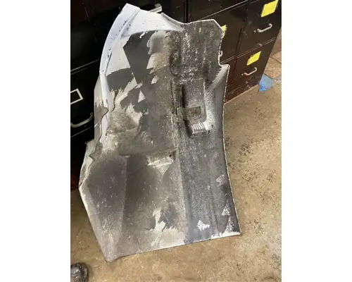 International DuraStar 4300 Fender Extension