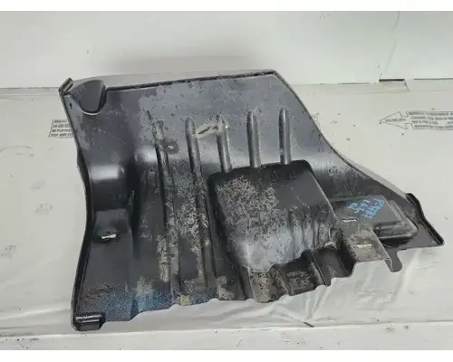 International DuraStar 4300 Fender