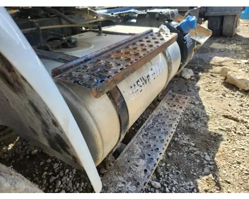 International DuraStar 4300 Fuel Tank